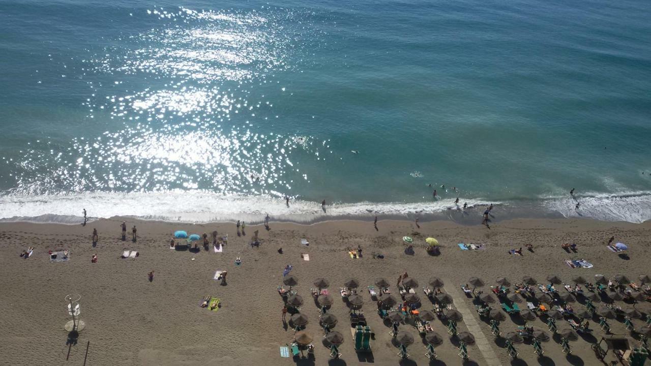 Exclusive Malaga Skyline Apartment Bagian luar foto